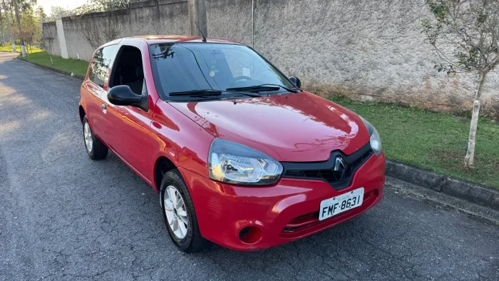 Renault Clio Authentique 1.0/1.0 Hi-power 16V 3P 2013