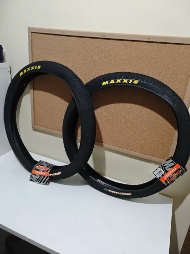 Pneu maxxis hookworm