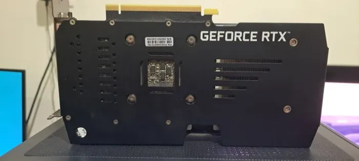 PLACA DE VÍDEO RTX3060 12GB GDDR6 PCYES LEIA PFV "FANS NÃO GIRAM, FUNCIONAMENTO NORMAL"