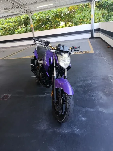Yamaha Fazer 250cc toda reformada com isenção de IPVA