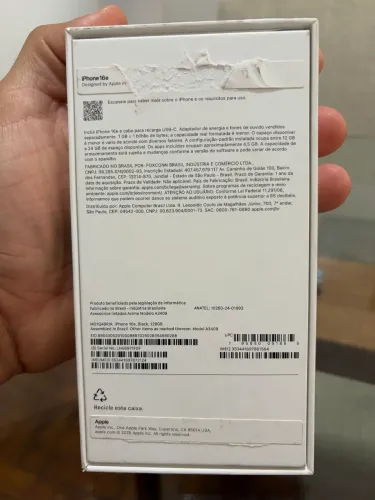 Caixa iPhone 16e