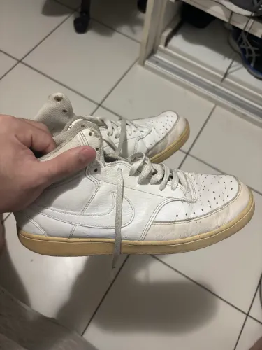 Tênis Nike Court Vision Mid NN Cano alto 