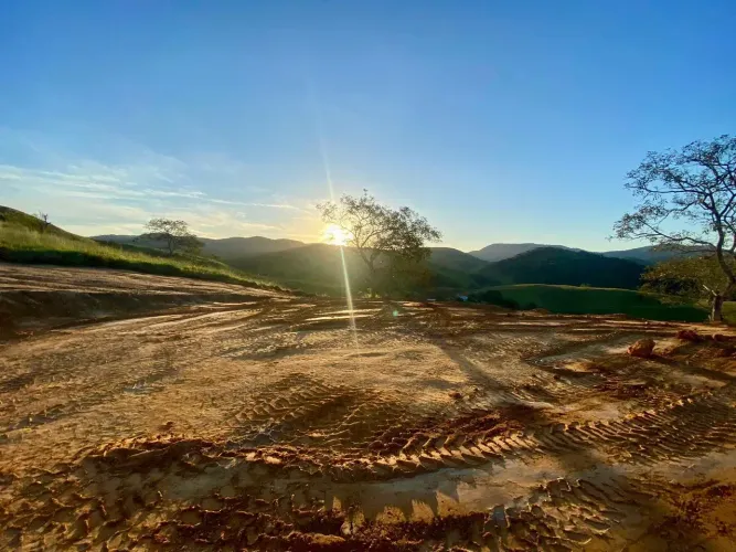 TERRENO À VENDA EM CHIADOR  MG | 1.400 m² | VISTA PANORÂMICA | PRÓXIMO À REPRESA