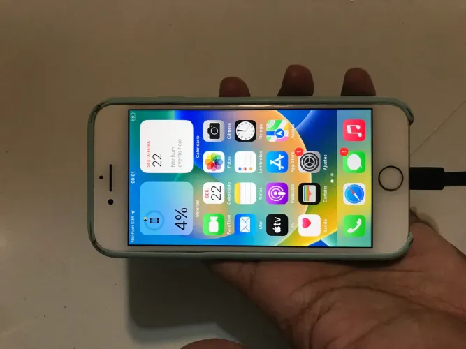 iPhone 8