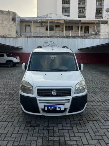 Fiat Doblo Essence 1.8 Flex 16V 5P 2012