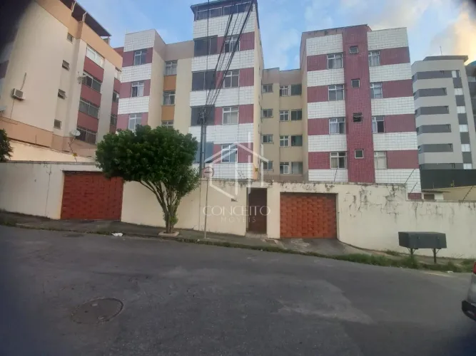 Apto 02 qts , excelente localização