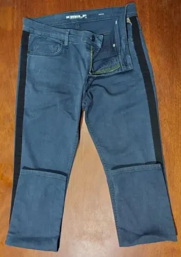 calça jeans semi nova narrow com faixa lateral khelf
