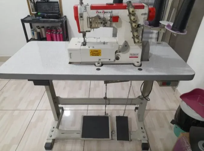 Vendo máquina Galoneira Sun Special semi nova.  Valor R$2.500,00