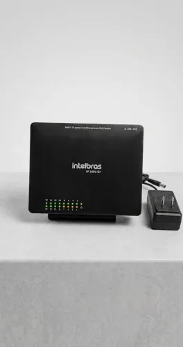 Switch Intelbras SF 1600 Q+ 16 Portas Fast Ethernet (Com Fonte)