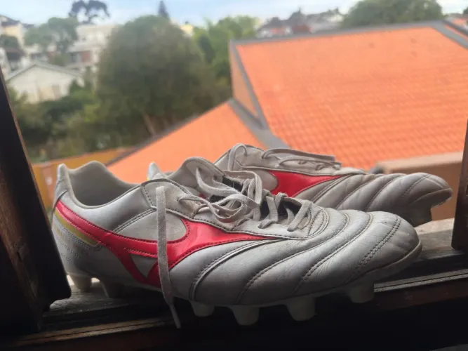 Chuteira Mizuno Morelia Pro N°44