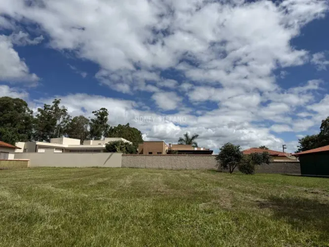 Terreno Plano de 450 m² próximo ao clube Santa Bárbara I do Santa Bárbara Resort Residence