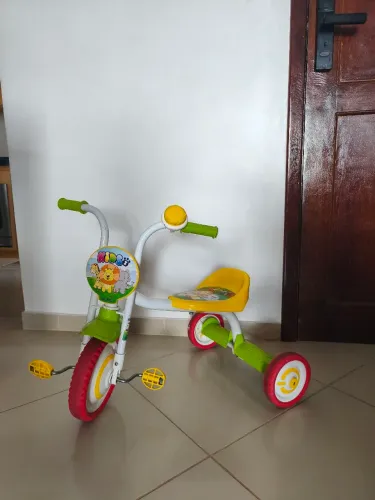 Triciclo infantil