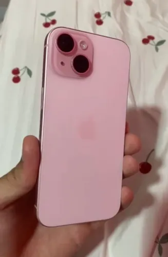 Vendo iPhone 15 rosa 