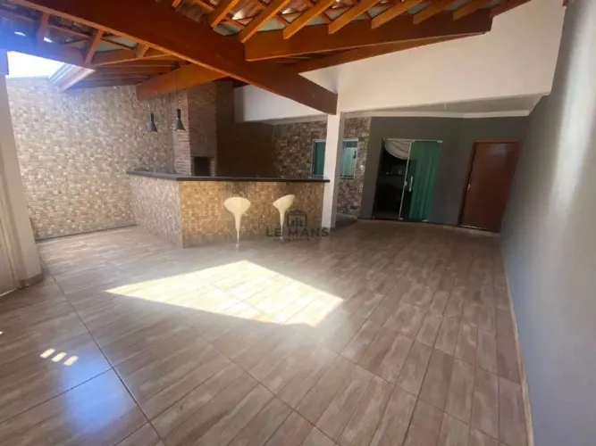 Casa à venda em Piracicaba, São Vicente II, com 3 quartos, com 200 m²