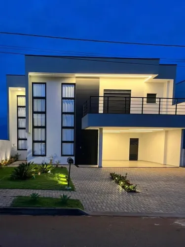 Casa em Condomínio a Venda, Portal Ville Jardim Europa no bairro Ville Jardins, cidade de 