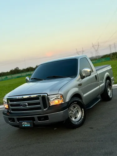 Ford F-250 XLT 4.2 TB Diesel 2001