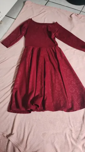 Vestido vinho