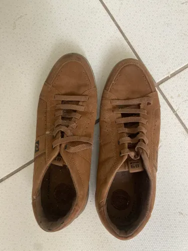 Sapatos TAM 44