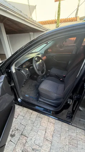 Ford Focus 1.6 S/se/se Plus Flex 8v/16v 5P 2006