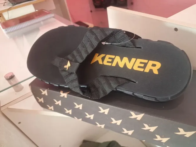 Chinelos kenner