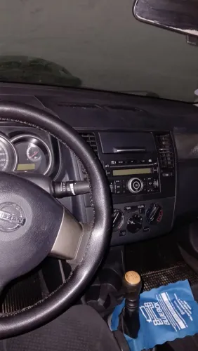 Nissan Tiida Sedan 1.8 16V Flex Fuel 4P 2012