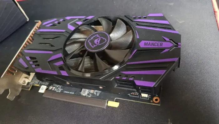 Placa RX550 com defeito