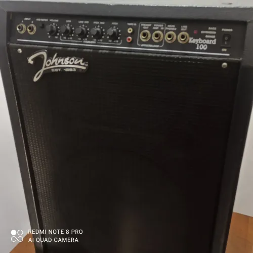 Vendo Amplificador JOHNSON KEYBOARD 100, JA-100-K
