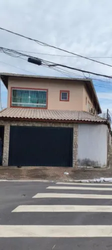 Casa 3 Quartos - Bairro Maracanã - Praia Grande - SP - ALV68