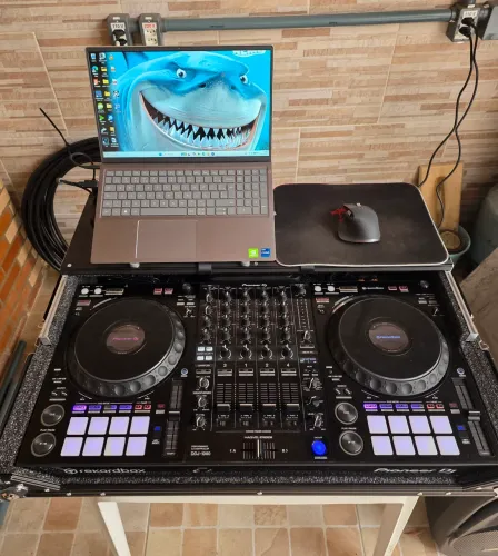 CONTROLADORA DDJ 1000
