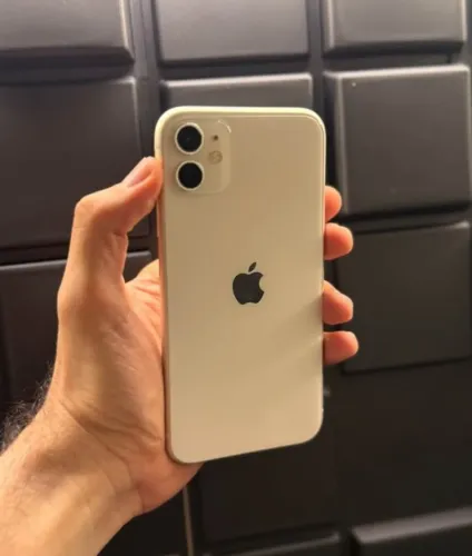 Iphone 11 perfeito na caixa