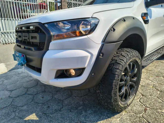 Ford Ranger XLT 3.2 20V 4X4 CD Diesel Aut. 2023