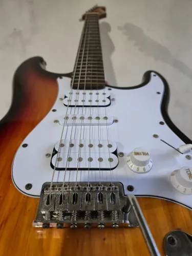 Guitarra + Violão