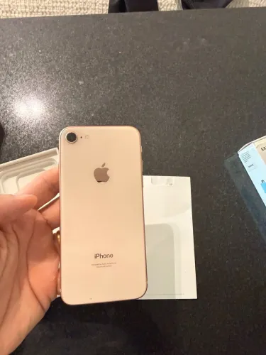 iPhone 8 64GB à venda