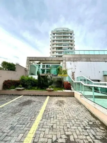 Apartamento com 3 dormitórios à venda, 120 m² por R$ 880.000,00 - Glória - Macaé/RJ