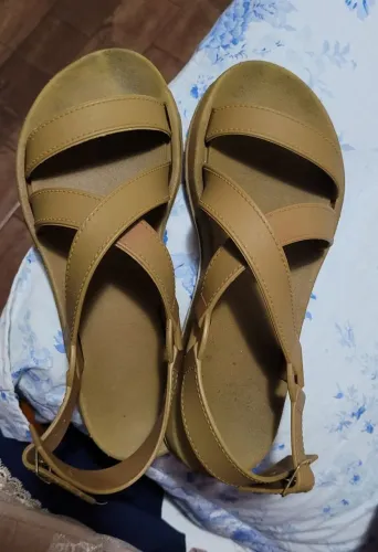 Sandalia marrom leve feminina 39 40