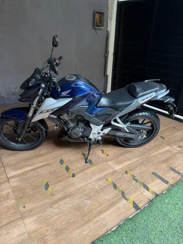 Honda CB 300f Twister Flex 2023