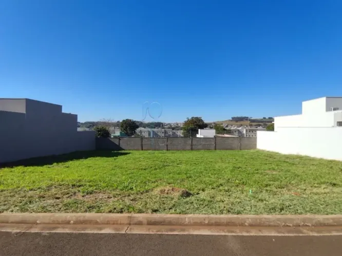 Terreno de 255m² à venda em condomínio - Terras de Santa Martha