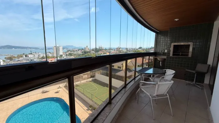 Apartamento com 2 Dorm e vista mar em Coqueiiros