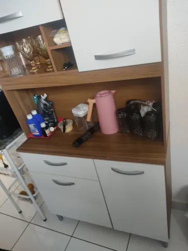 Vendo armário de cozinha em perfeito estado 