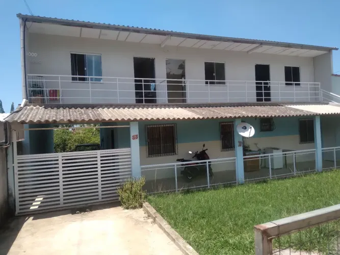 ALUGO KITNET JACONE SAQUAREMA ., 700.00j rua Hilda Monteiro antiga rua G com a 96