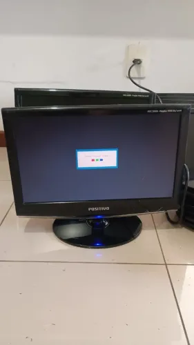 13 Monitores LCD POSITIVO 16''