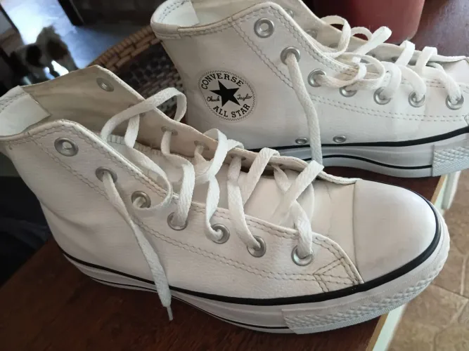 Tênis all star couro