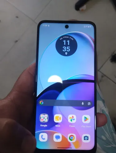 Vendo moto g14.