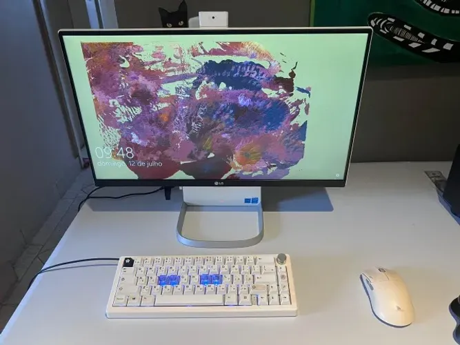 Computador LG All in One. Intel i5, 8gb RAM Otimo para trabalho e estudos