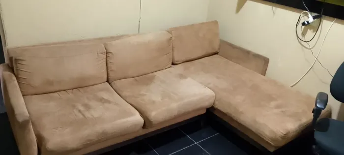 Sofa em Suede 