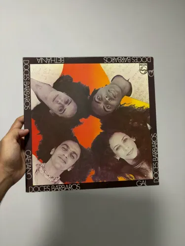 Lp Gilberto Gil, Gal Costa, Maria Bethânia e Caetano Veloso - Doces Barbaros (Excelente)