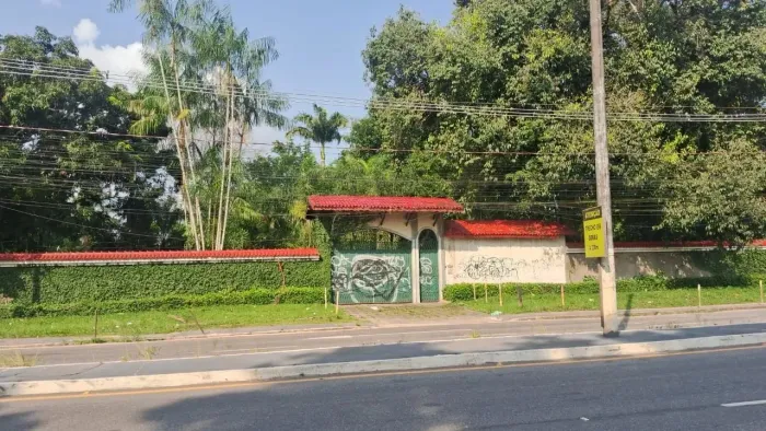 Chácara Alugo com 14.000 m2, na Rod. Mário Covas px ao Bancrévea, para Empresas de Recepçõ