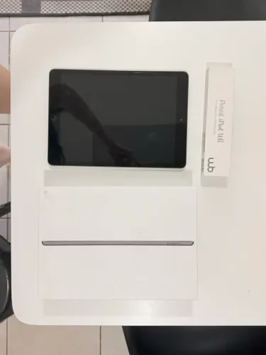 ipad 8 geração 32gb com caixa