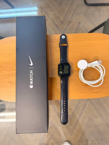 Apple Watch Série 5 Nike 44 Mm