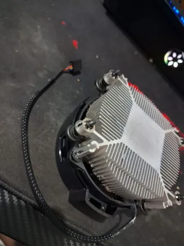Stock cooler amd